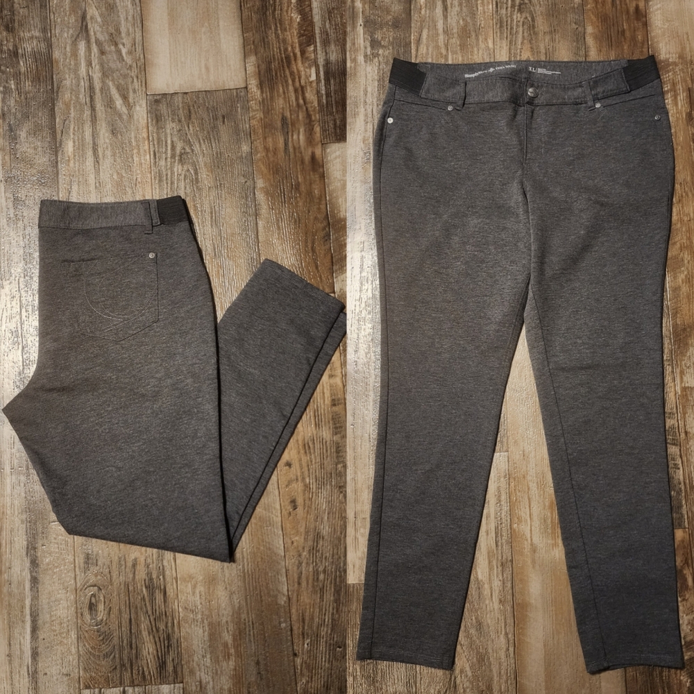 Simple Vera-Vera Wang Pants